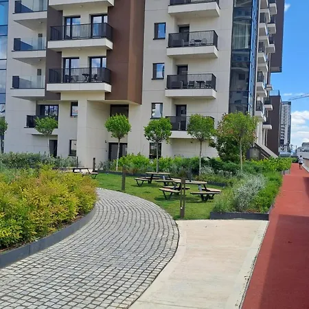 Apartment & Diamond With Free Parking *