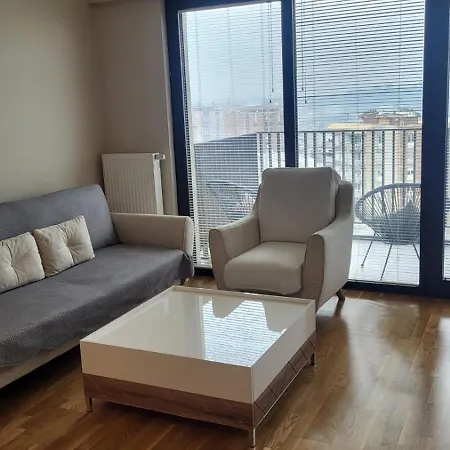 Apartment & Diamond With Free Parking