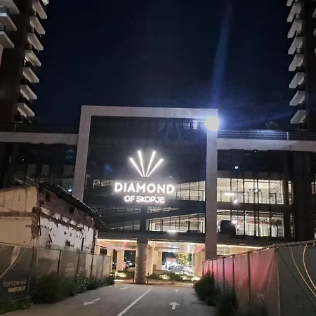 & Diamond With Free Parking Apartment Skopje