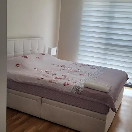 & Diamond With Free Parking * Skopje